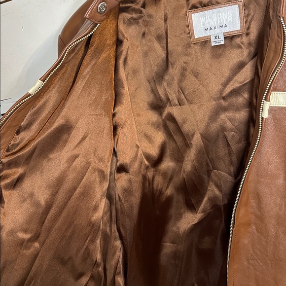 Wilson’s Leather Maxima Vintage Women’s Motorcycle Jacket - Picture 12 of 15